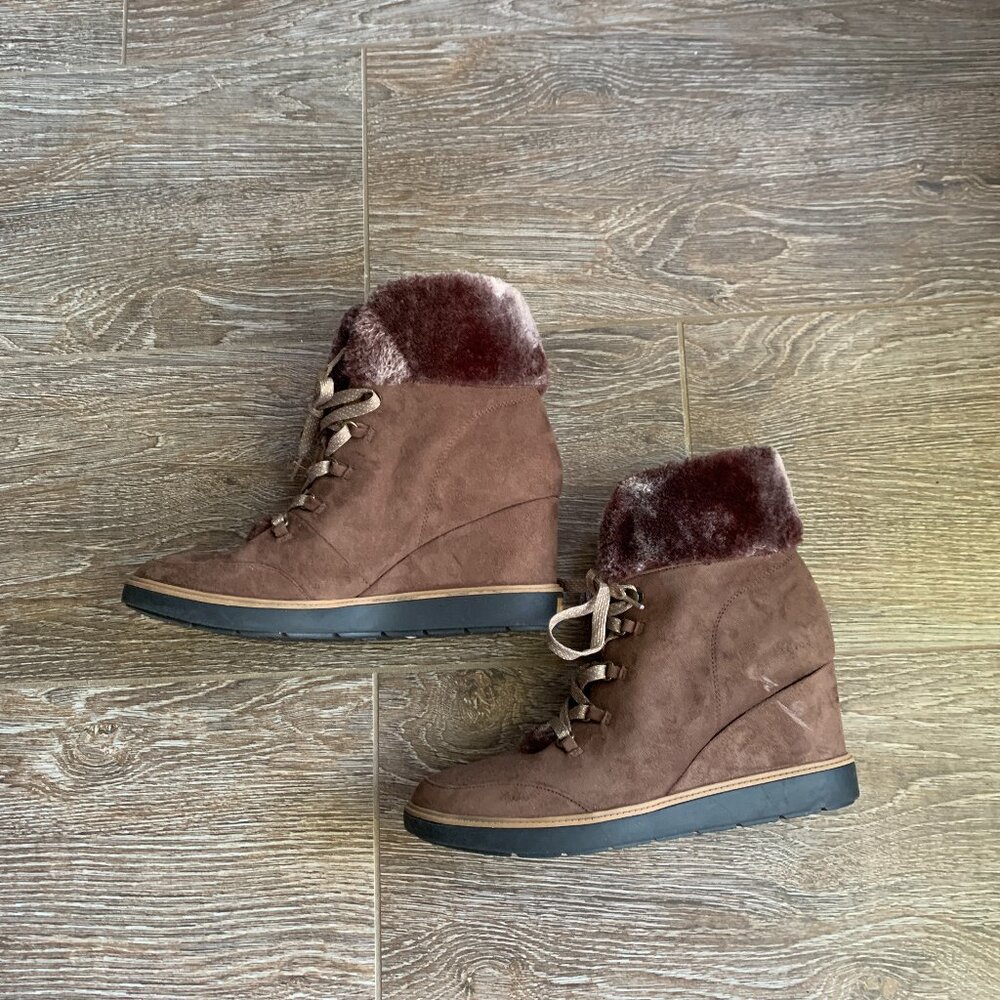NWOT Dr. Scholls J Furry Wedge Bootie - 9.5 - Picture 6 of 8